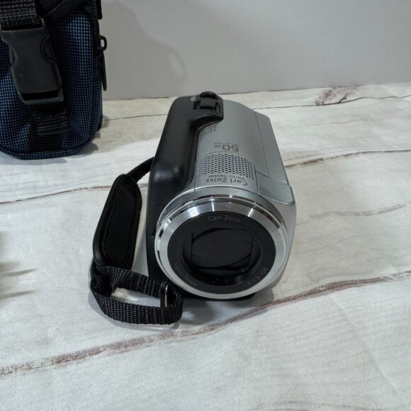 Sony Handycam DCR-SR47 HDD Video Camera 60GB 60x Zoom Camcorder Tested - Picture 6 of 8